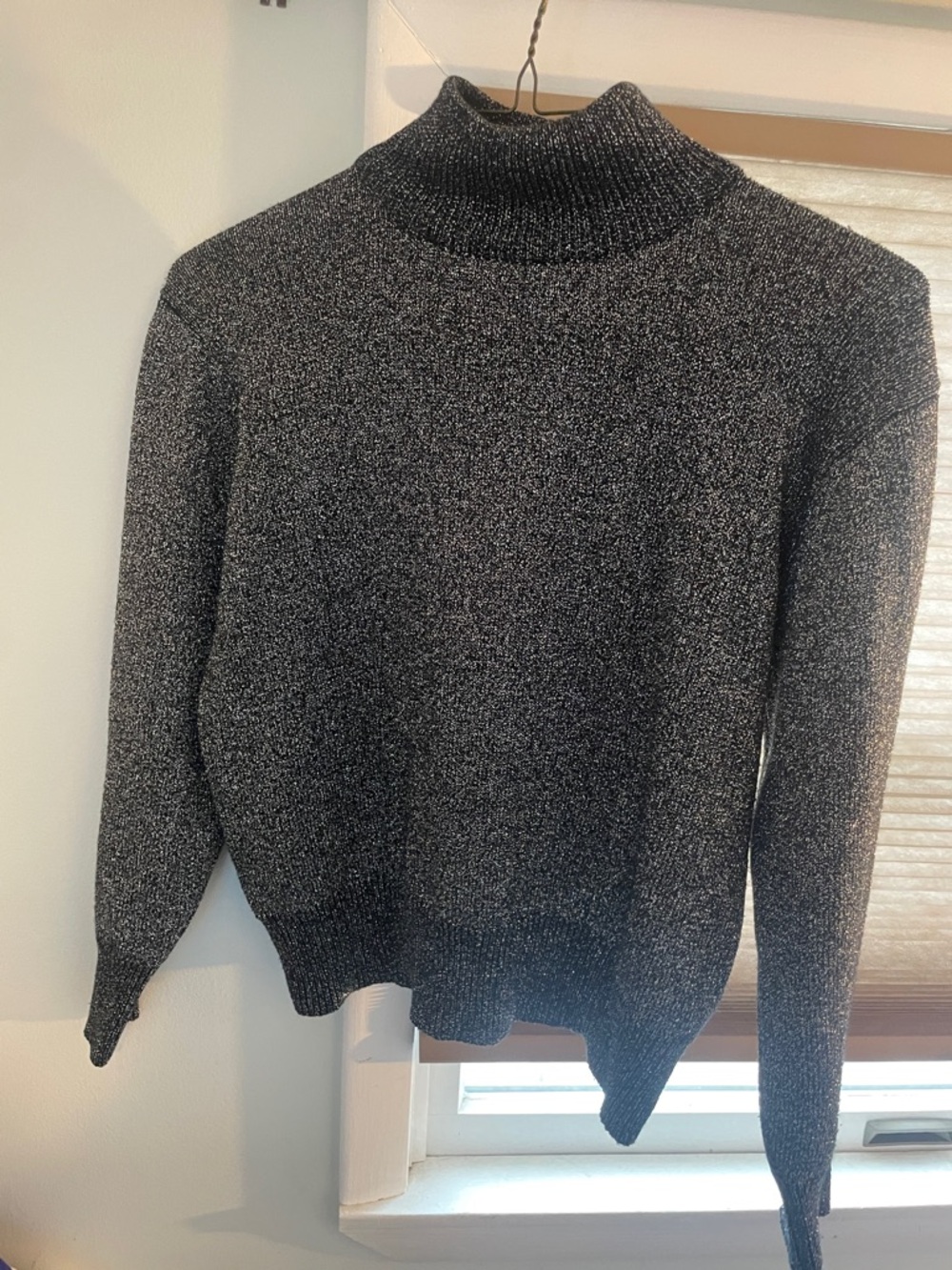Evan Picone Black & Gray Turtleneck Sweater